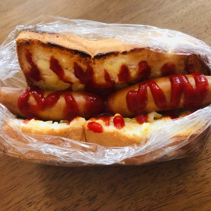 食パンで作る簡単ホットドッグ